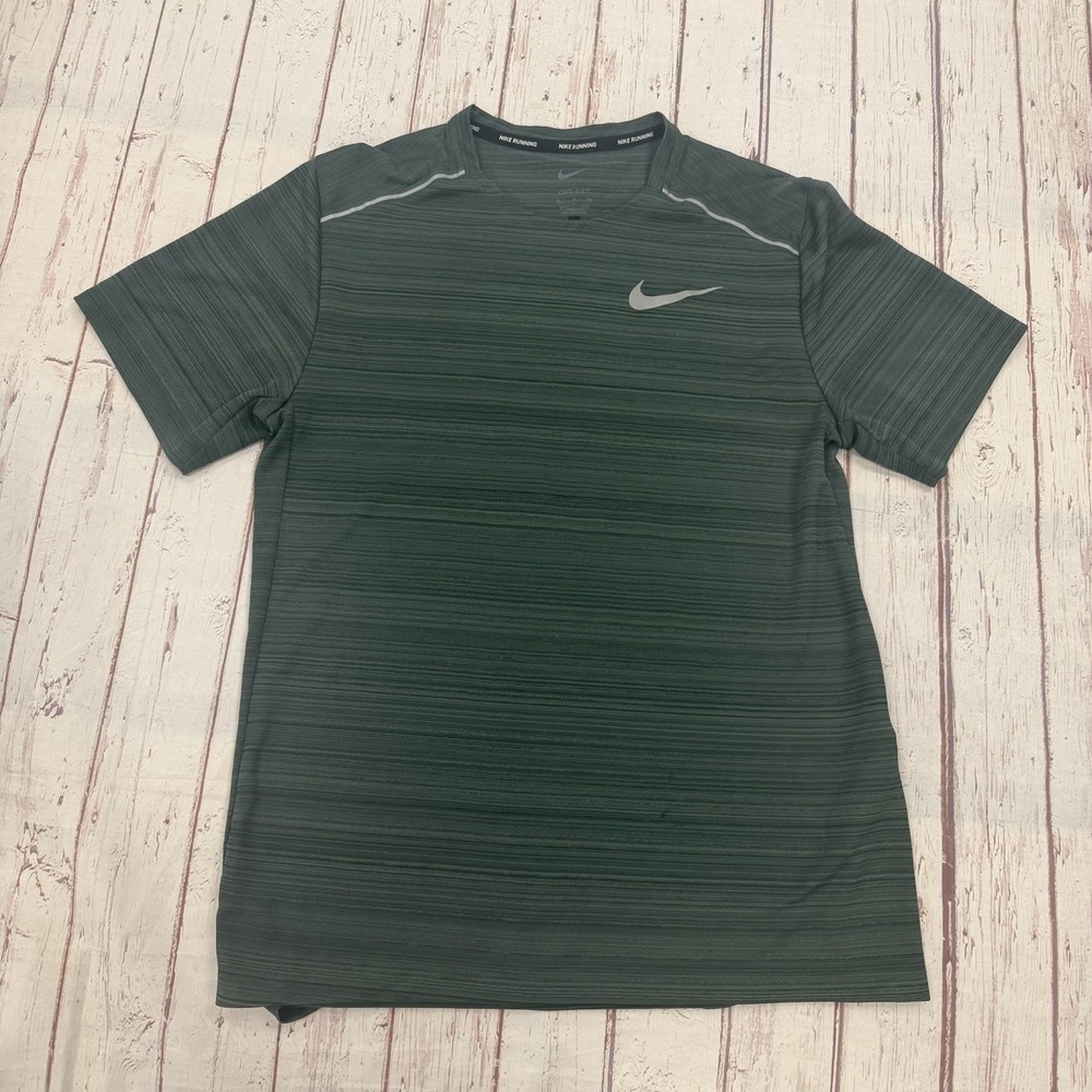 The Nike Running Tee Mens Small Dri-Fit T Shirt Gray Stripe Short Sleeve